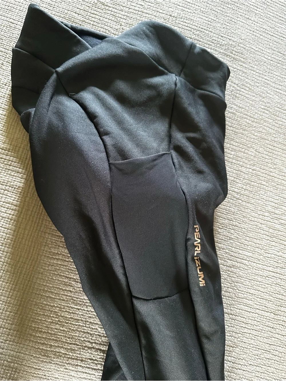 Pearl Izumi Black and Rose-Gold Bike Leggings Performance Leggings